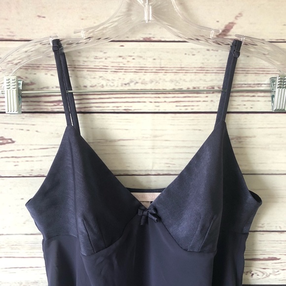VICTORIA’S SECRET • Sleep Chemise Lingerie Nightie - Picture 6 of 8